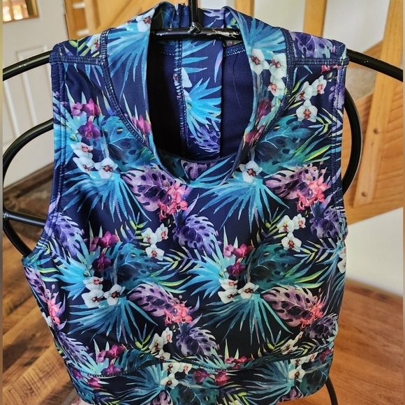 Kyodan High Neck Long Line Blue Tropical Sz. M Swim Tank - Picture 1 of 9